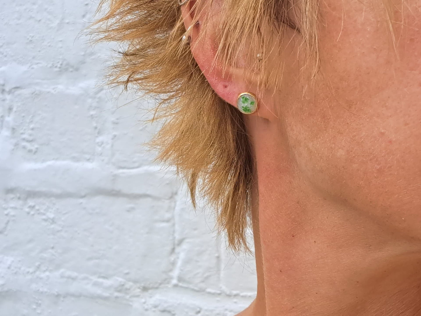 Oorstekers Cirkel // goud - groen - wit